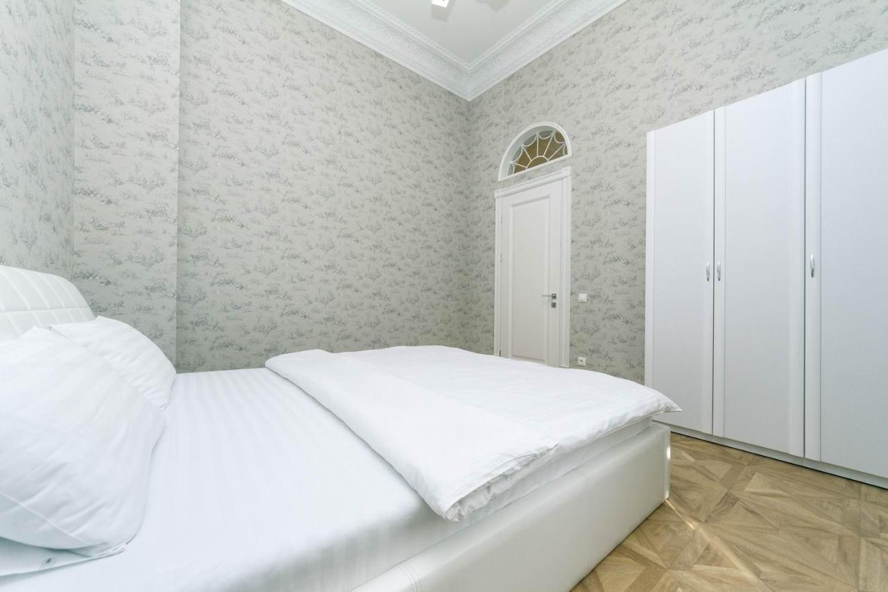 Vip Near Premier Palace & Arena City Kiev Buitenkant foto